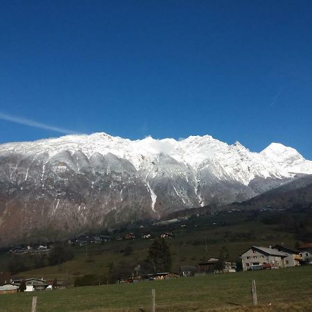 Gîte mobile home réaménagé à Ugine entre Albertville et Annecy Esterno foto