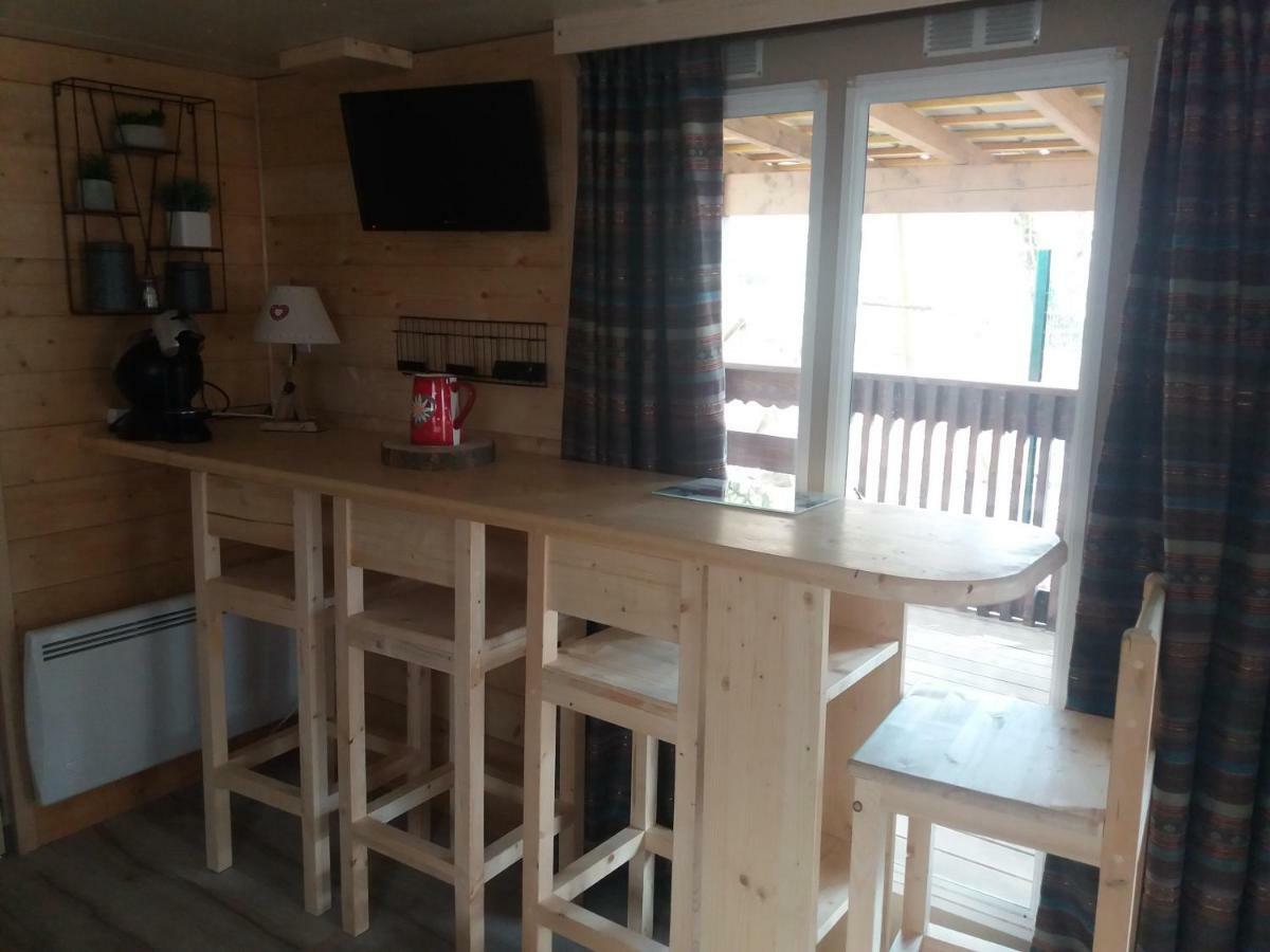 Gîte mobile home réaménagé à Ugine entre Albertville et Annecy Esterno foto